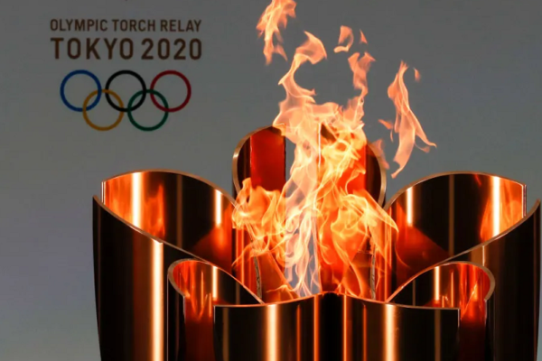 Lần đầu tiên ngọn đuốc Olympic được thắp sáng bằng hydro