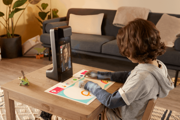 Amazon Glow : Tiện ích trò chuyện video với các trò chơi được tích hợp sẵn để thu hút trẻ em