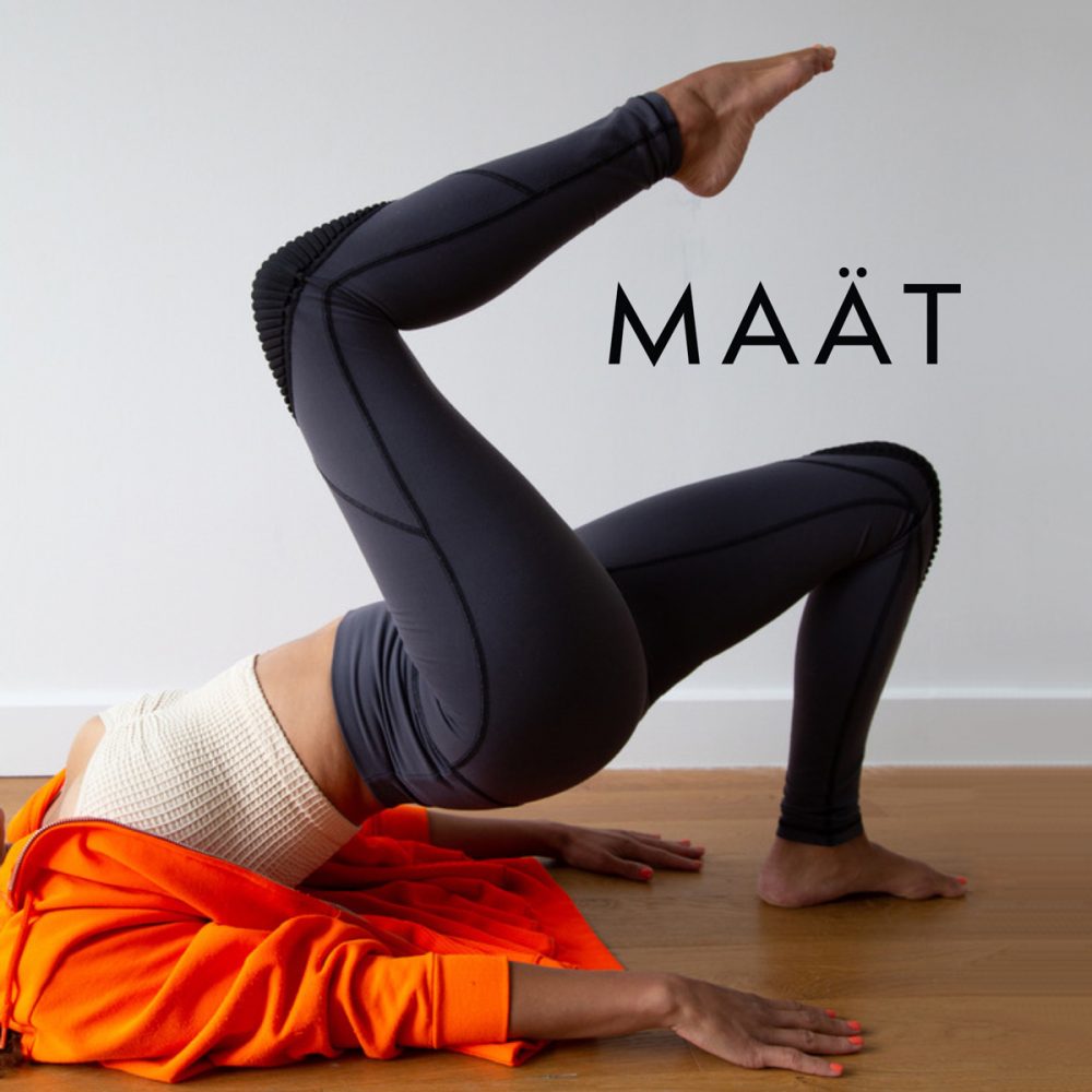 MAÄT 1.0: Quần legging tập yoga hỗ trợ sự dẻo dai và liền mạch của buổi tập