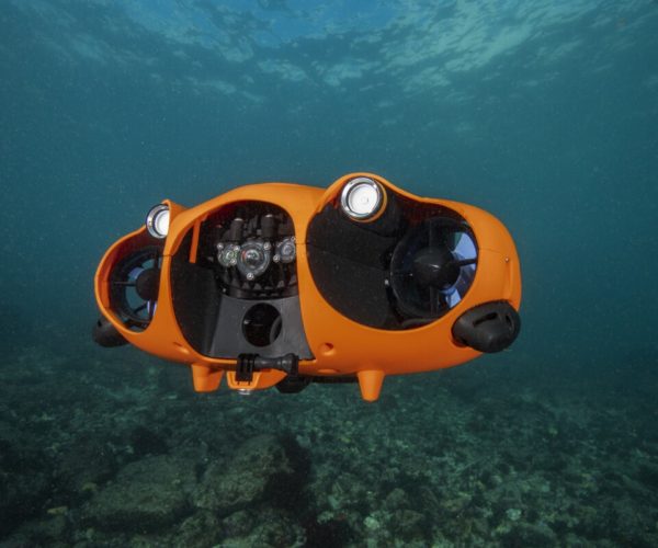 Seasam: Drone không người lái theo thợ lặn tự động