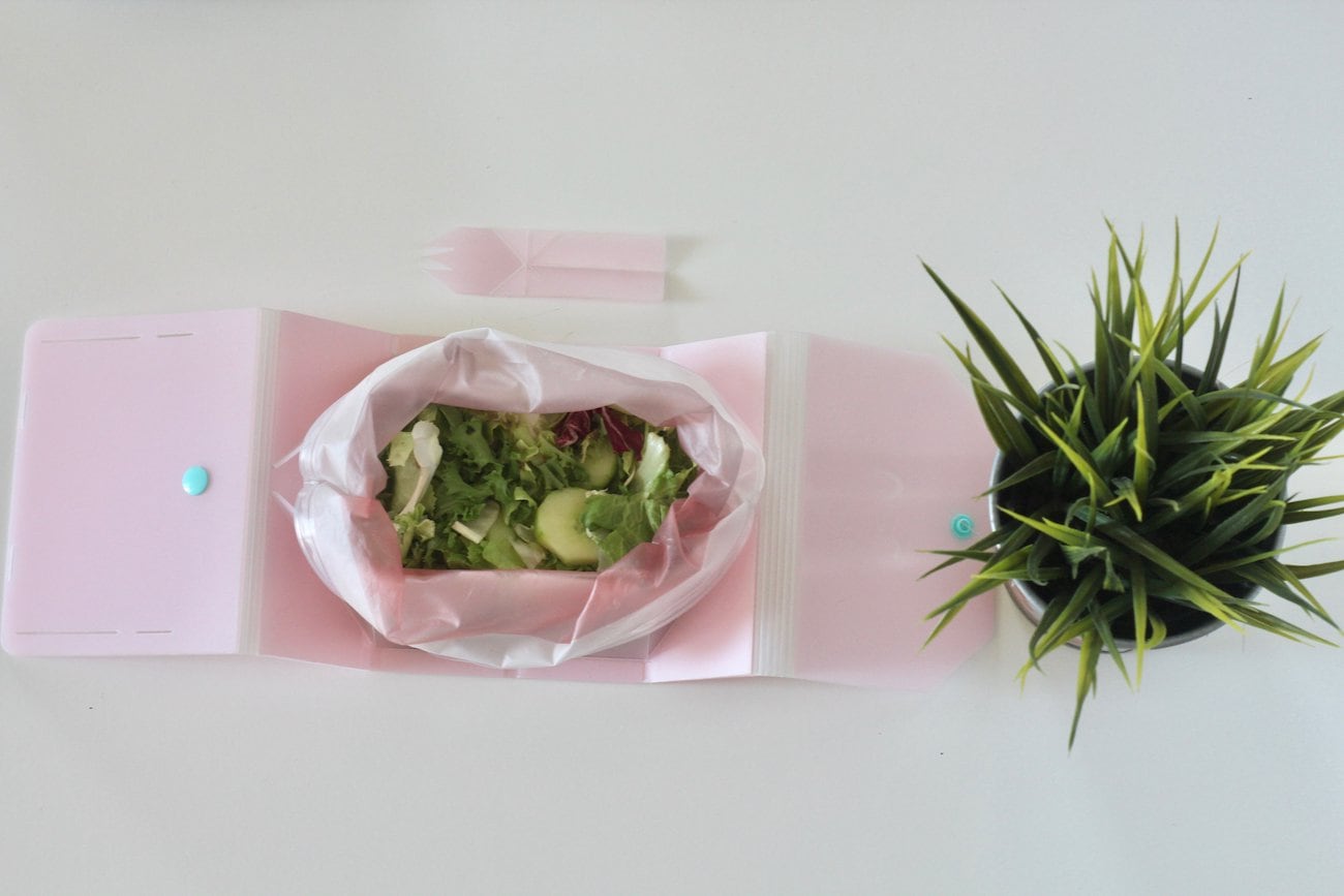 Vi Lunchbox: Hộp cơm trưa có thiết kế gấp gọn bỏ vừa túi áo